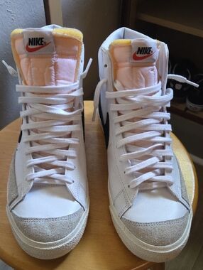 Nike Blazer Mid '77, Size 13 Men
